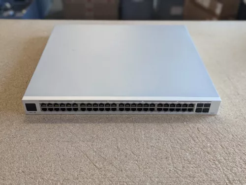 USW-PRO-48-POE Ubiquiti Networks UniFi Pro 48-Port PoE Managed L2/L3 Gigabit Eth