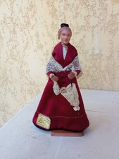 1 santon ancien habillé signé Carbonel  " l'arlésienne