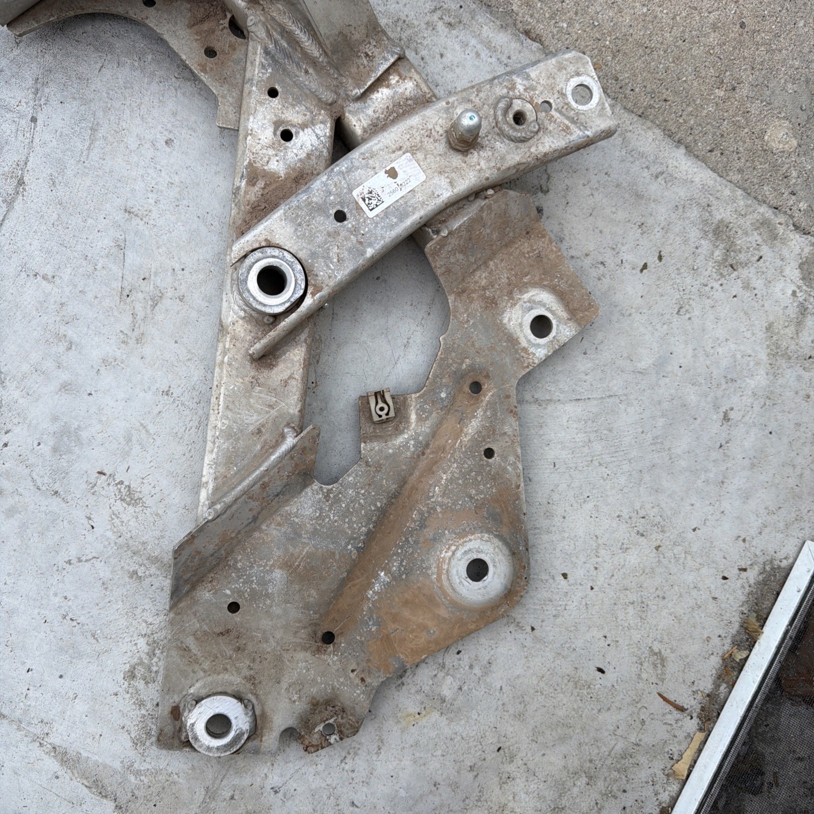 BMW i8 2014-2019 FRONT Crossmember