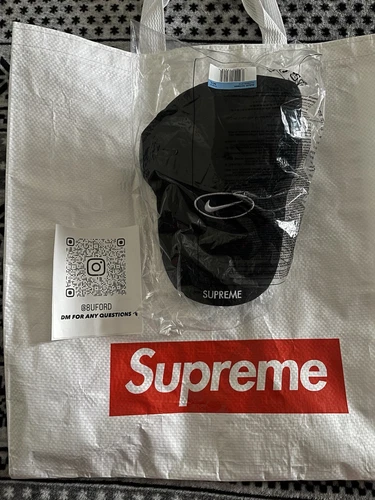Chapeau de course Supreme x Nike "Noir" (S/S 2025) (neuf)