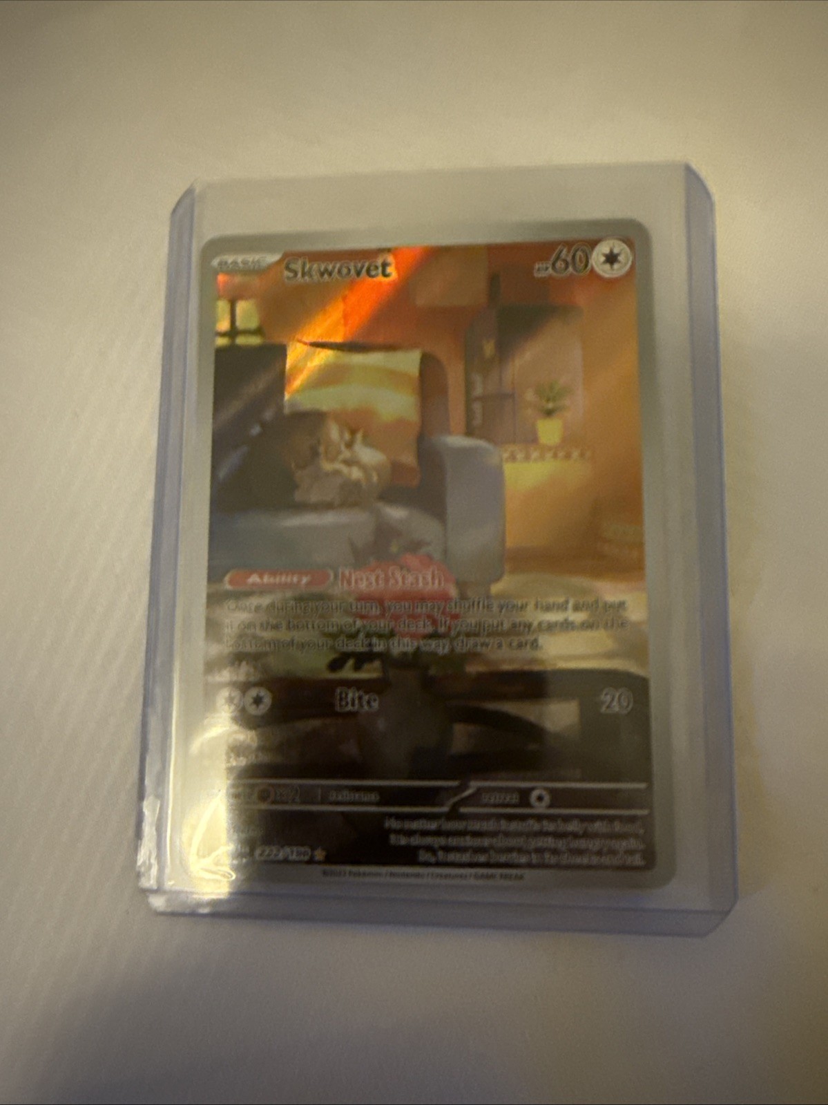 Skwovet 222/198SV01 Scarlet & Violet Base Set Holo Pokemon TCG NM Condition