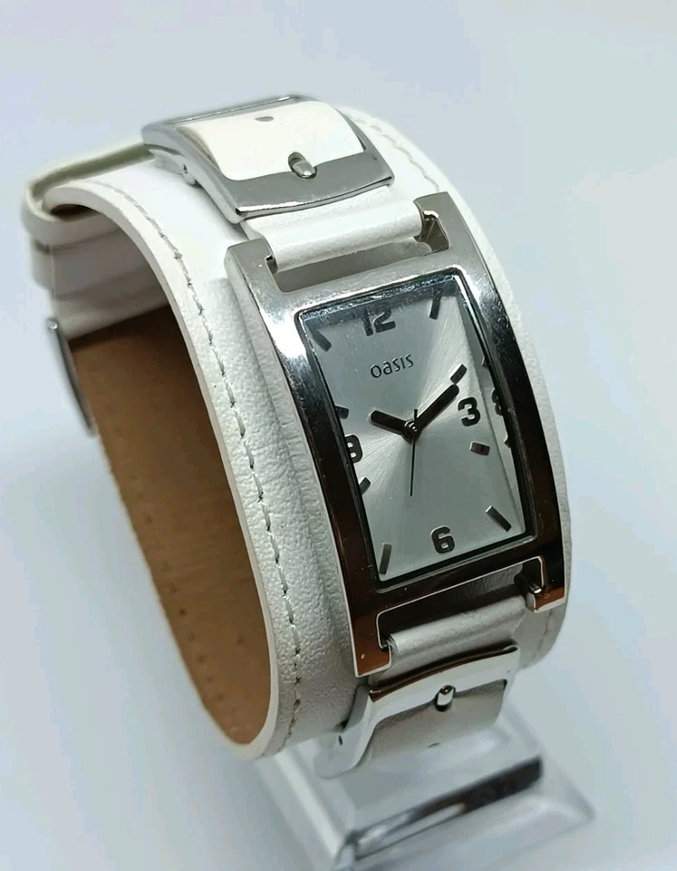 Hermoso reloj pulsera de cuarzo para mujer OASIS Foto 4 de 4