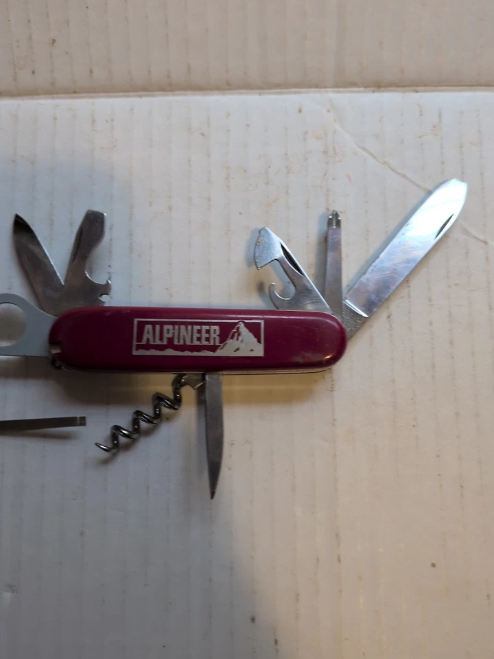 Rare Victorinox Alpineer Switzerland Stainless Rostfrei Officer Suisse Knife  - Image 4 of 4
