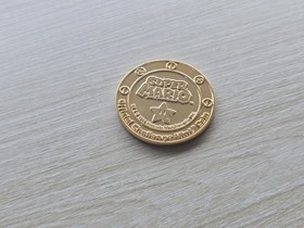 Nintendo Super Mario Challenge Coin Medal 24k Gold Plated 1:214 Enterplay NES GB