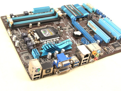 CPU メモリ付き　ASUS　P8Z68-V LE　LGA1155 Amazon.com: ASUS LGA 1155 - Z68 - PCIe 2.0 and UEFI BIOS Intel Z68