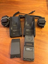 Vintage WORKING Motorola Flip Phone w/2 Batteries 2 Dual Chargers  Car Charger