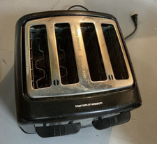 Tostadora Hamilton Beach T90 4 Rebanadas (SOLO PARA PIEZAS FUNCIONA EN DOS RANURAS PARA TOSTADAS)