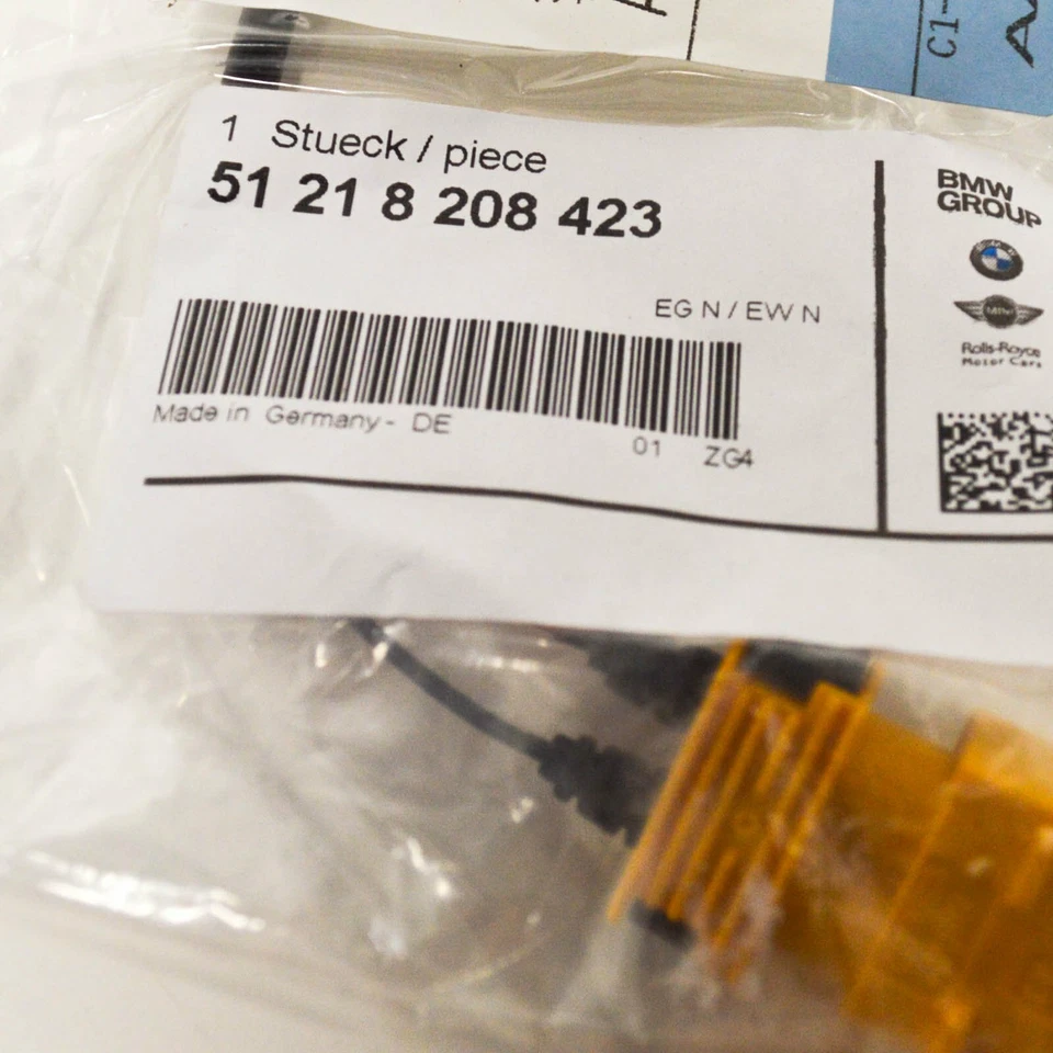 NUEVO BMW 3 E36 PUERTA DELANTERA IZQUIERDA CATCH MICROINTERRUPTOR 51218208423 ORIGINAL Foto 2 de 4