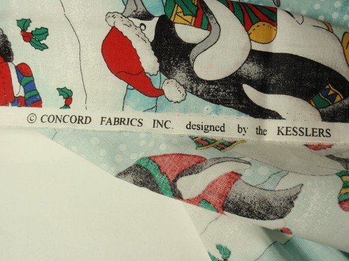 Vtg Concord Fabrics Kesslers Christmas Winter Penguin Print Fabric 55” by 40” - Picture 3 of 3