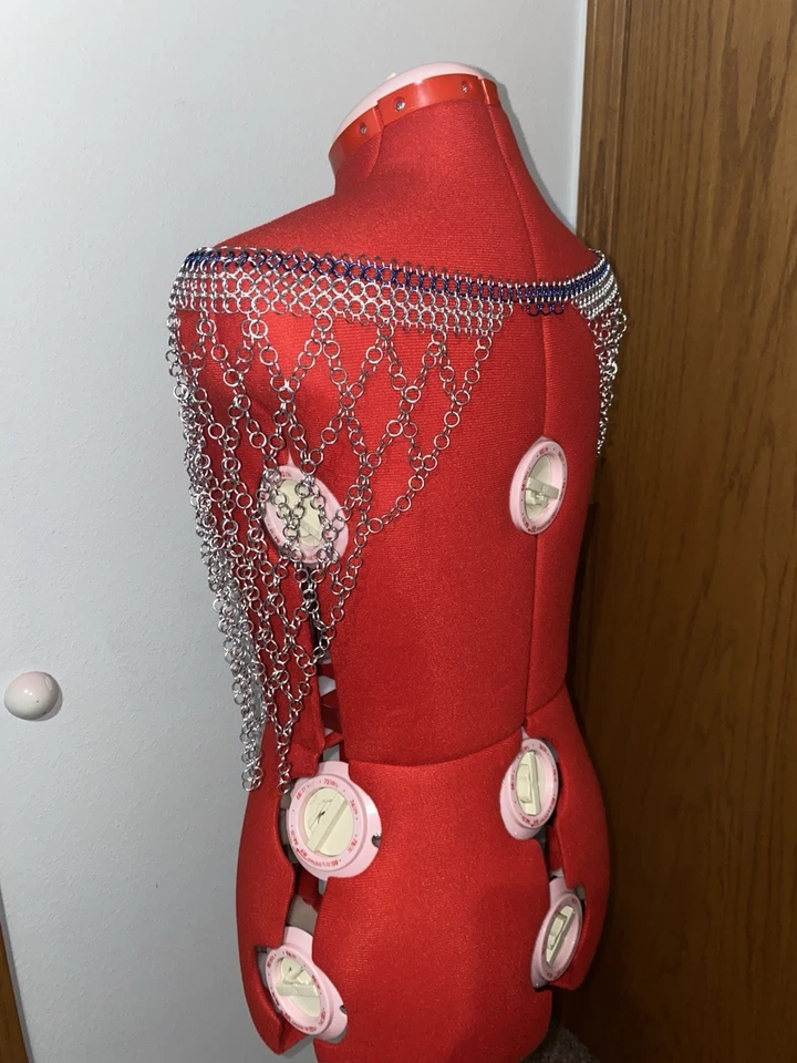 Chain Belt/ Shawl- Blue And silver  - Image 3 of 4