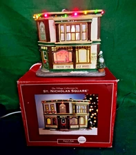 St. Nicholas Square Patty's Pub illuminated and flashing lights 2008 WORKS-READ
