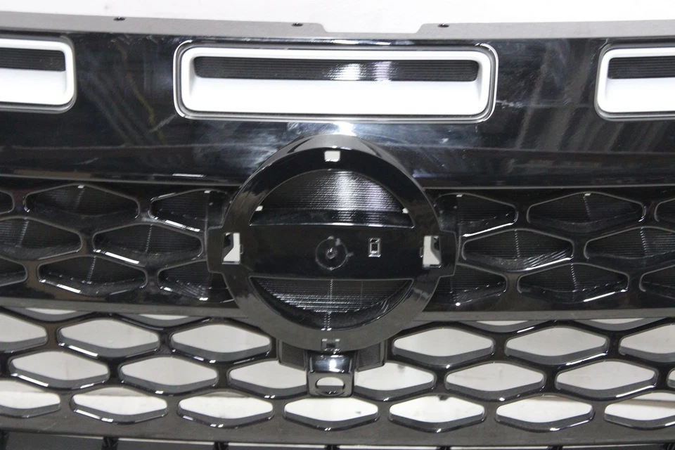 22 23 24 25 NISSAN PATHFINDER Grille - Imagem 2 de 4
