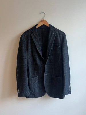 LBM 1911 Wool-Cashmere Blend Patch Pocket Sportcoat in Charcoal and Black (IT 50