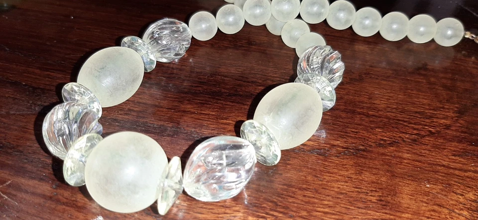 Bellissima Collana Lucite  vintage  - Immagine 3 di 3