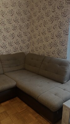 Verkaufe  Sofa Der Ist Unter 1 Jahr Alt Ist Für 300   prvt Kann man Verhandeln 