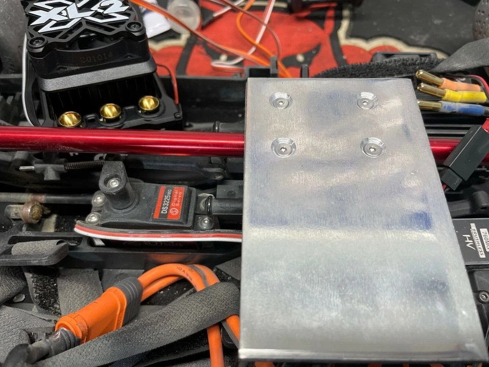 Castle XLX2 ESC Mounting Plate For Arrma Infraction/Felony - Complete Kit - Image 2 of 3