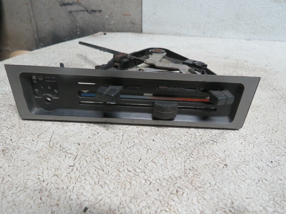 85 PORSCHE 944 气候加热器交流控制  — 第 4/4 张图片