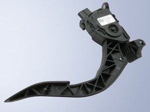 Gaspedal mit Elektronikmodul 8K1721523 original Audi A5 8T B8 Schaltgetriebe