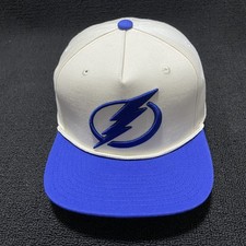 Mitchell & Ness Tampa Bay Lightning Snapback White Blue NHL Hat
