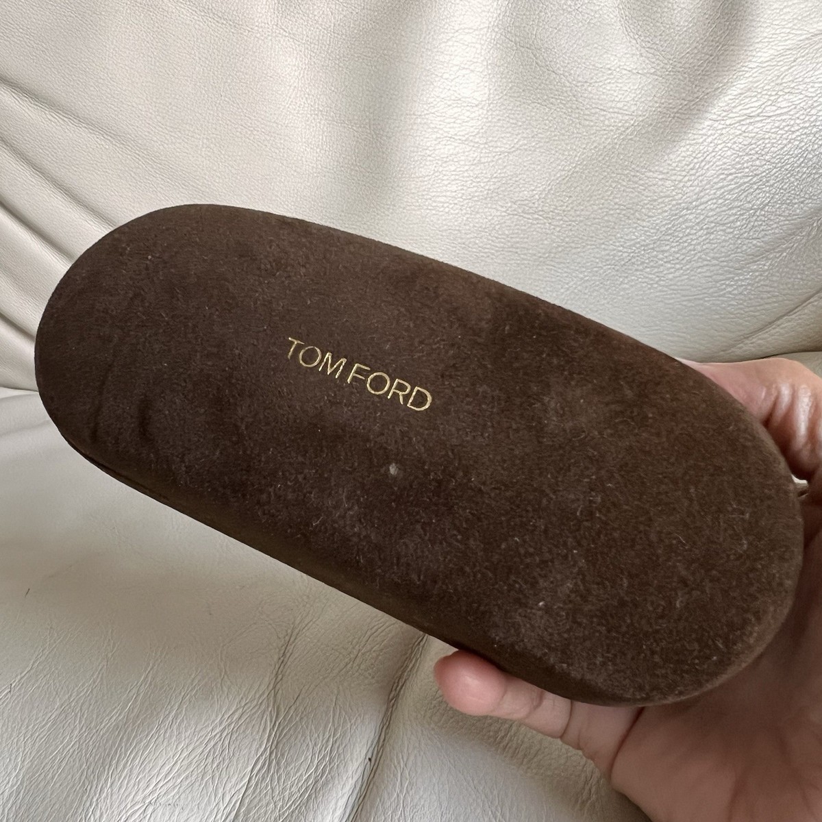 Tom Ford Brown Suede Eyewear Case with Gold Logo TOM FORD horn sunglasses  main image 3