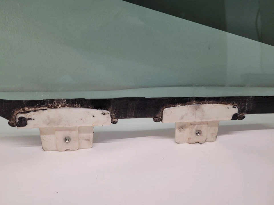 2011 - 2017 FORD EXPLORER Passenger Right Front Door Glass Limited  Foto 3 de 4