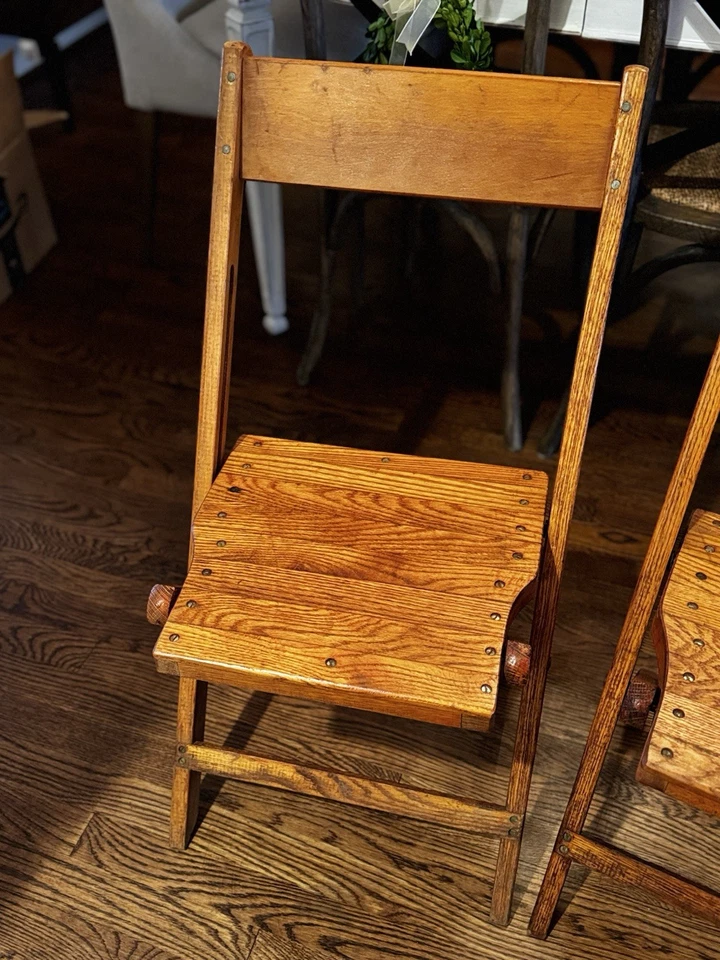 Vintage SNYDER CHAIR COMPANY Oak Wood Folding Chairs 2 Pack Set - USA USA USA - Image 2 of 4