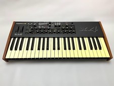 Synthétiseur analogique Mopho X4 Dave Smith Instruments utilisé depuis le...