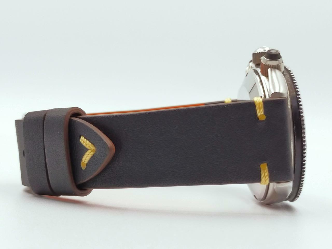 Authentic Universal Geneve Space-Compax Steel Chr… - image 7