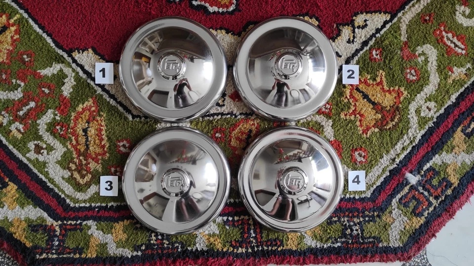 Nuevo de Lote Antiguo Raro Toyota Corona RT Nub Plato Perro Tapacubos Tapa Central 13" Cubiertas de Rueda TEQ Foto 2 de 4