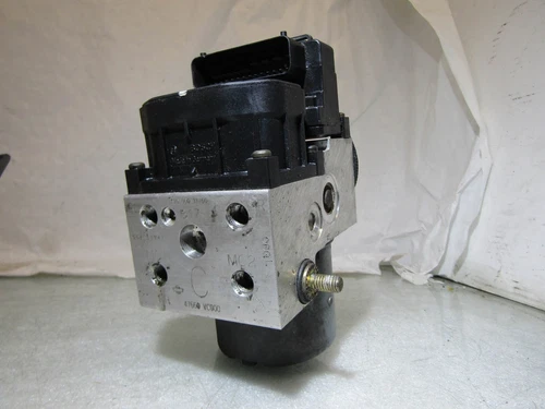 Nissan Patrol 3.0 Y61 97-13 OEM ABS Pump + ECU regulator 11000031150 GU 4WD ;;