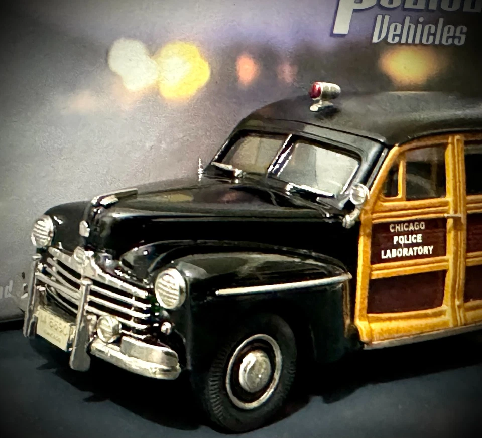 Brooklin IPV 45 1948 Ford V8 Station Wagon (Chicago Police) - Black - Image 4 of 4