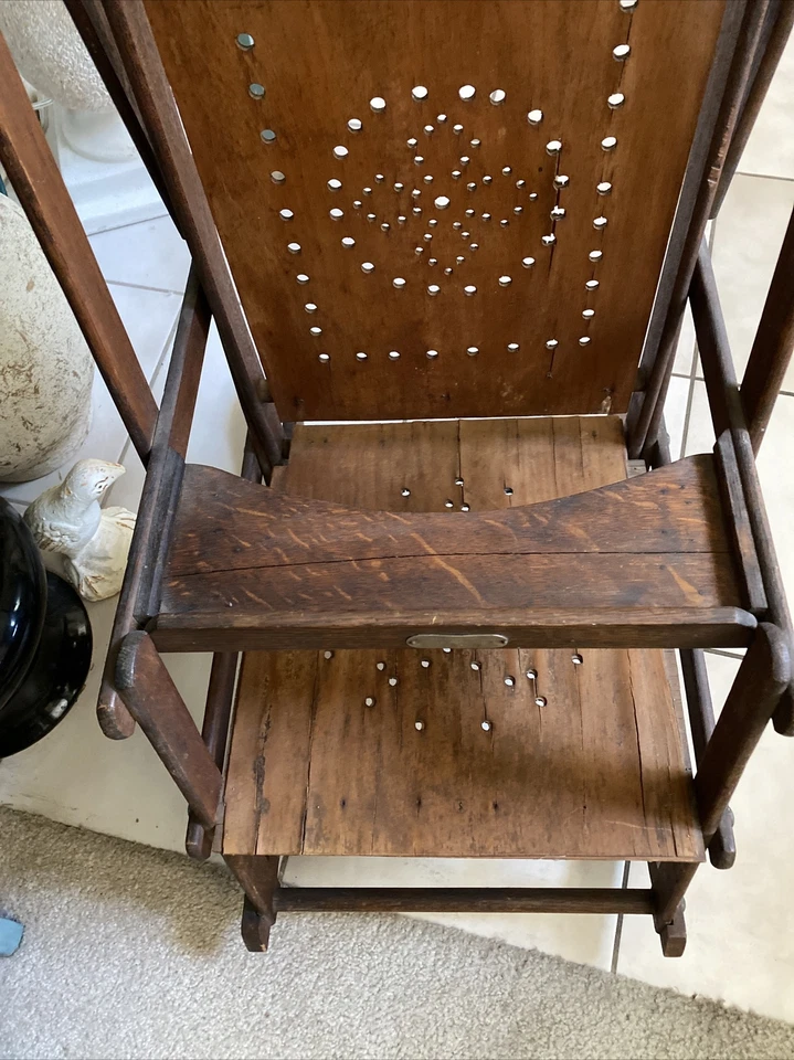 balancín antiguo niño 124 años madera Foto 3 de 4