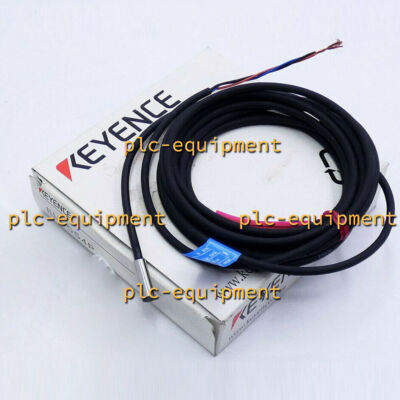 1PC Keyence EM-054P Proximity Sensor Switch EM054P New In Box