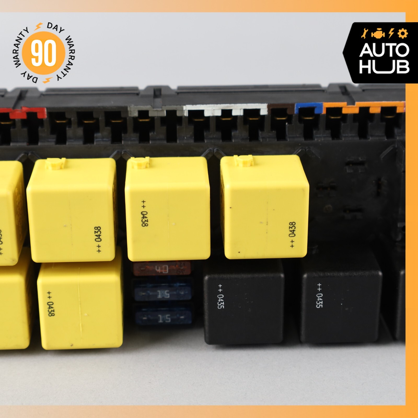 Mercedes R230 SL500 SL550 SL55 AMG SLR Front Left Fuse Box 2305450201 OEM