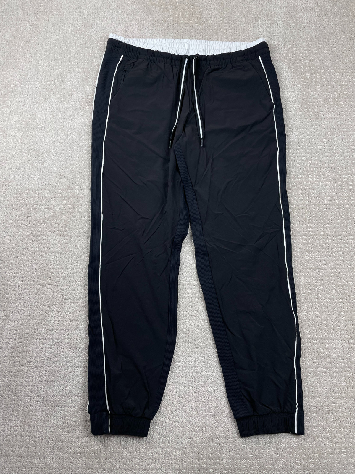Athleta Brooklyn Joggers Womens Size 12 Black Drawstring Pants Performance Gym