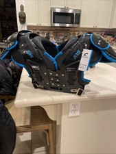 Bardzo duża rękawica XL CHAMPRO 2 ochraniacze na ramię piłkarskie IDS CZARNE Nowe z metkami