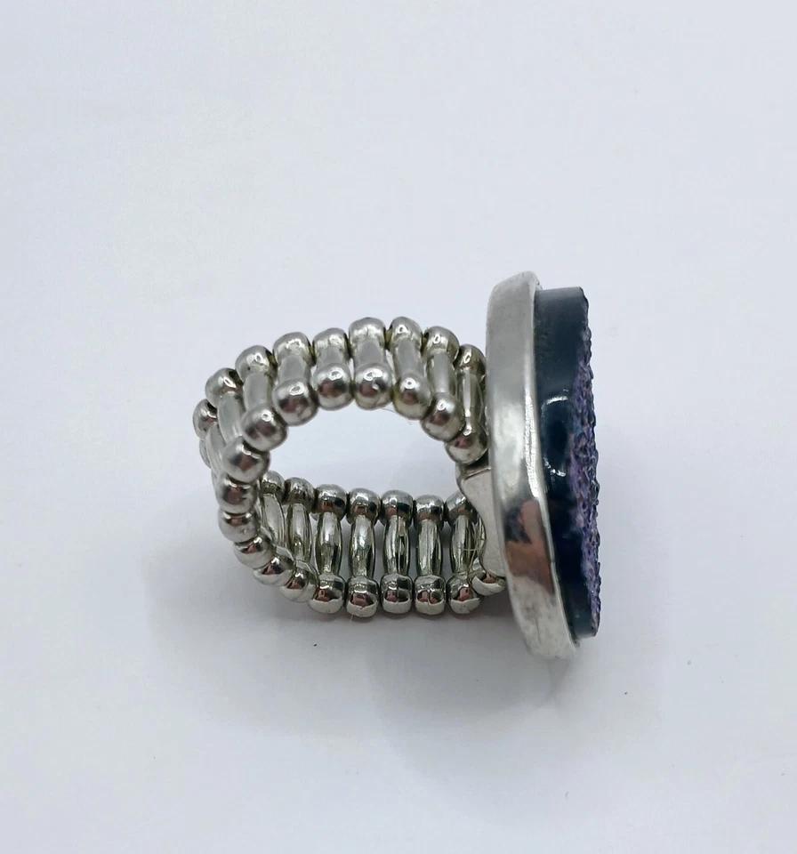 Anel elástico de quartzo druso tom prata - Imagem 2 de 4