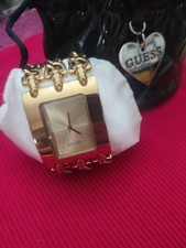 GUESS Montre femme quartz analogique acier inoxydable rectangle doré W0314L2