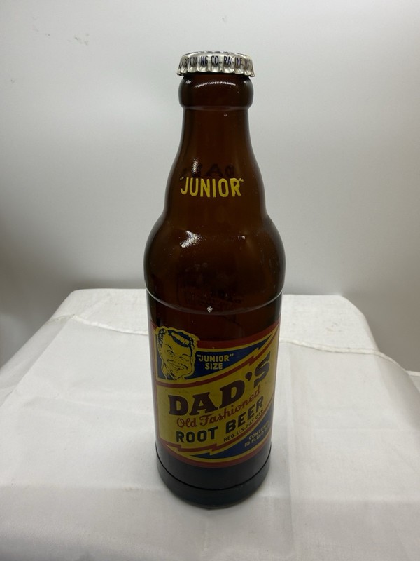 1948 Dad's Root Beer "Junior" amber 10oz ACL soda bottle Louisville, KY