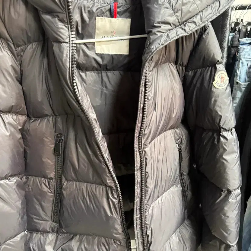 Moncler Women's Padded Jacket Black Winter Coat thumbnail 4