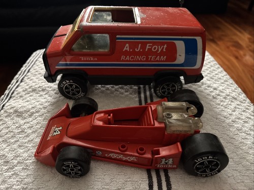 1979 TONKA AJ FOYT FORD VAN INDY RACE CAR - Picture 3 of 3