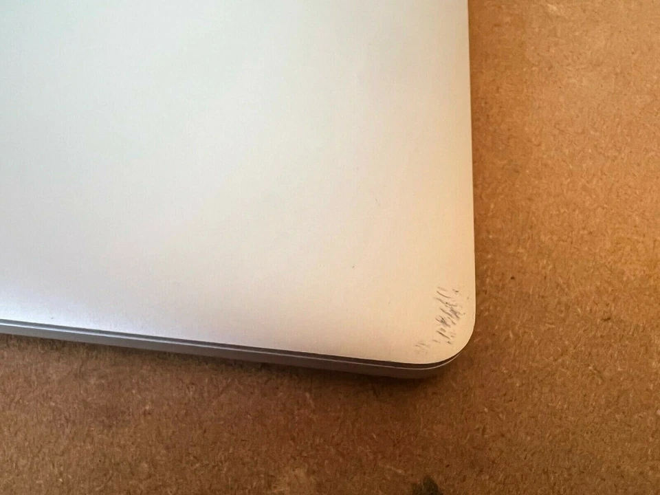 Apple MacBook Pro 15" Retina 2013 Quad Core i7 2Ghz 16GB 256GB A1398 BIG SUR - Image 3 of 4