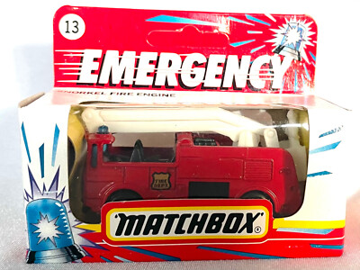 Matchbox 1-75 MB13 Snorkel Fire Engine - Emergency box