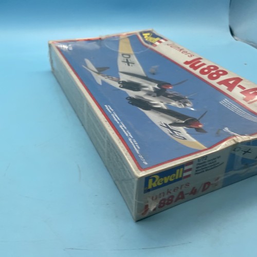 Japanese A6M2 Zero, MiG-23 Flogger, F5E Tiger II, Ju88 A-4/D-1. Sealed MODELS - Picture 21 of 22