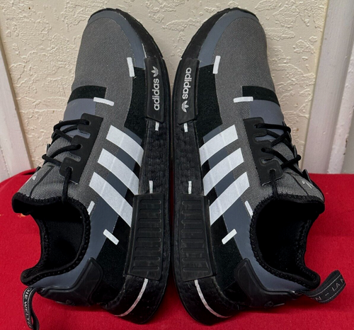 Adidas NMD R1 Black Carbon Metallic GZ7946 Running Shoes Men\u0026#039;s Sz:8.5  Black Used | eBay