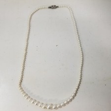 Vtg Faux Pearl Graduated Bead Necklace Silver Tone Clasp