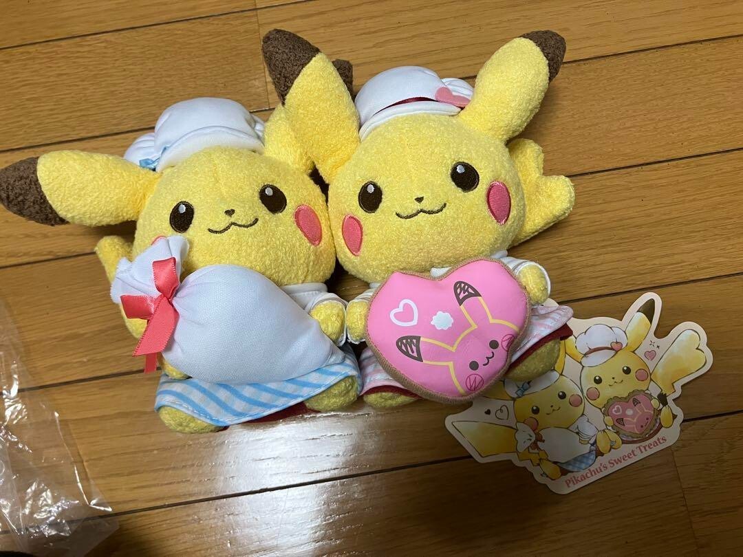Pokemon Center Original Pikachu's Sweet Treats Pair Pikachu