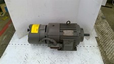 Duty Master 15Y165828A1 AC Motor 3HP 1200R PM 6P 440V 215 Frame 60HZ 3PH