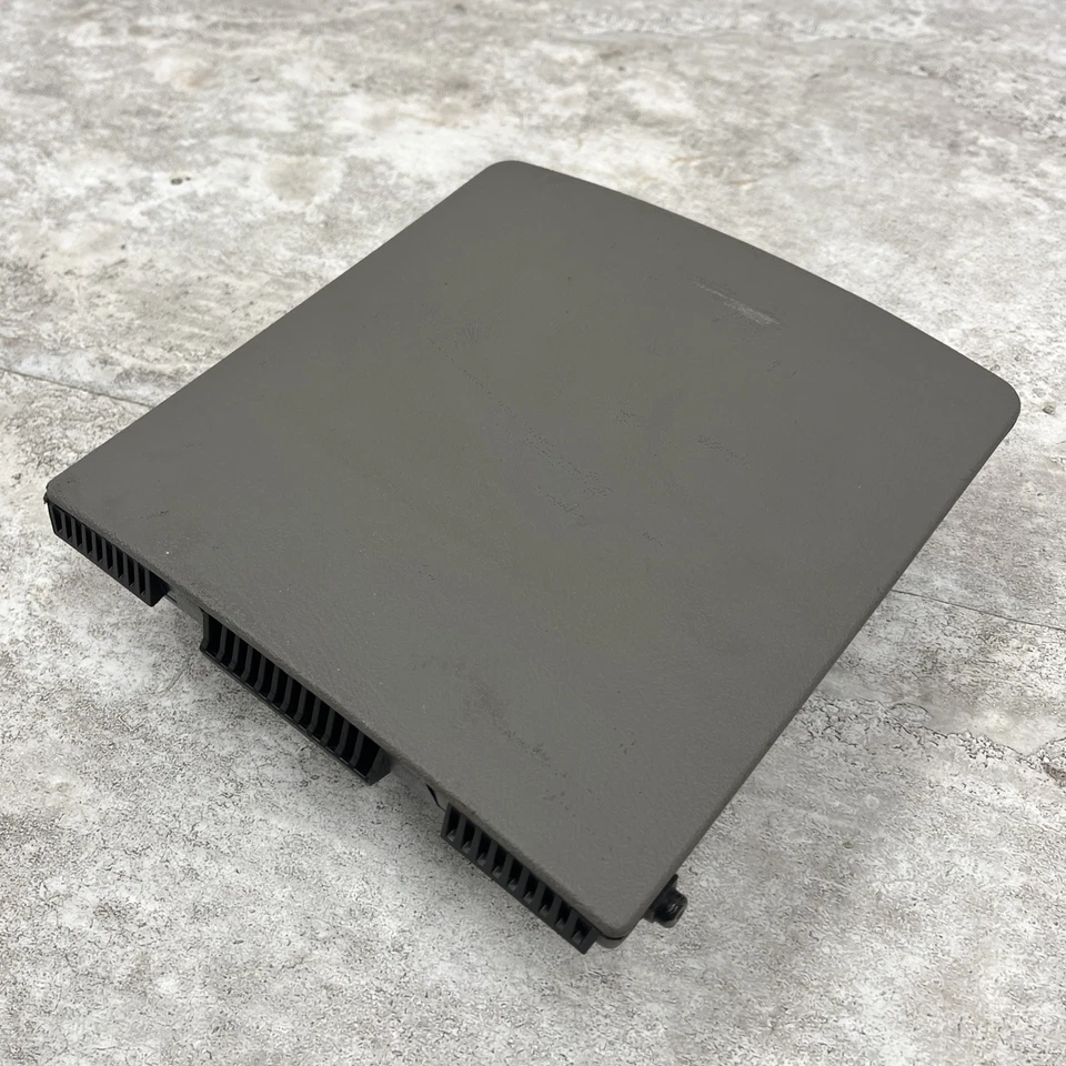 2003-2006 Yukon Denali Sierra Denali Center Console Rear Folding Dual Cup Holder - Image 4 of 4