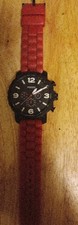 Fossil Chronograph men's Red Rubber band water-resistant used wristwatch.JR-1422